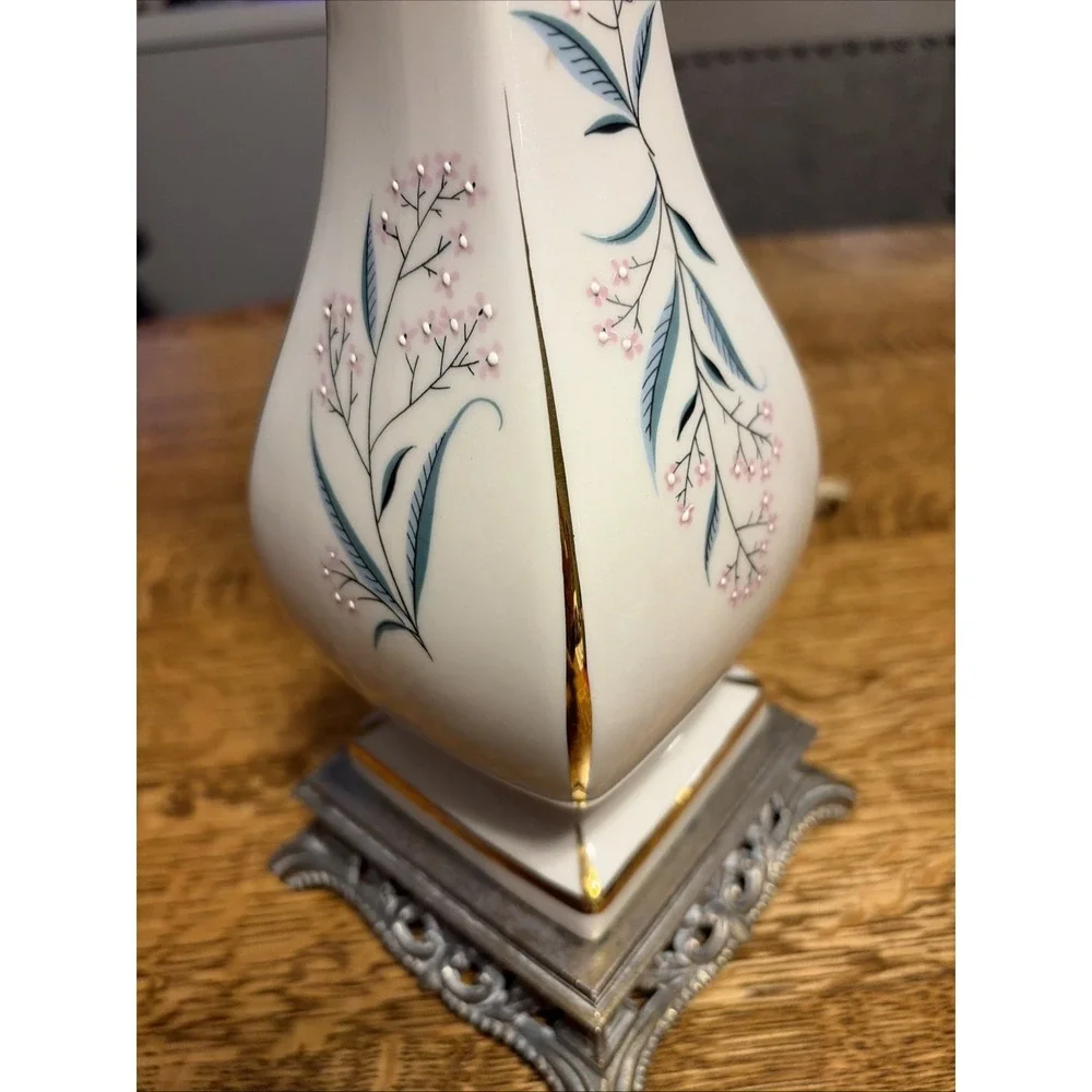Vintage Porcelain Lamp Pink Flowers Hollywood Regency MCM Leviton 27